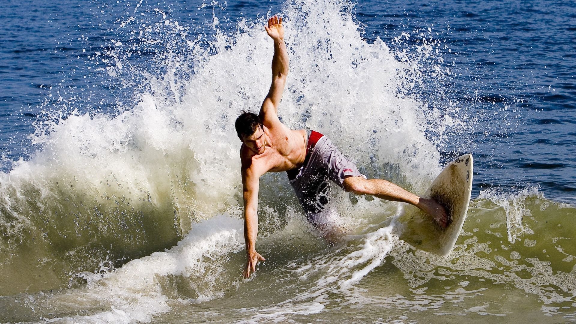 体育早报一文看尽今日体坛快讯，体育晨报20150303